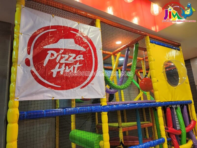 pizzahut-01.jpg